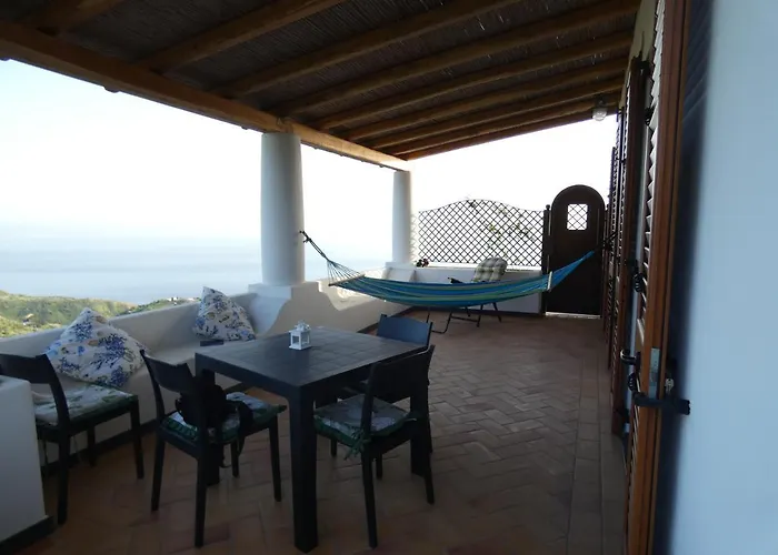 Apartment La Ginestra